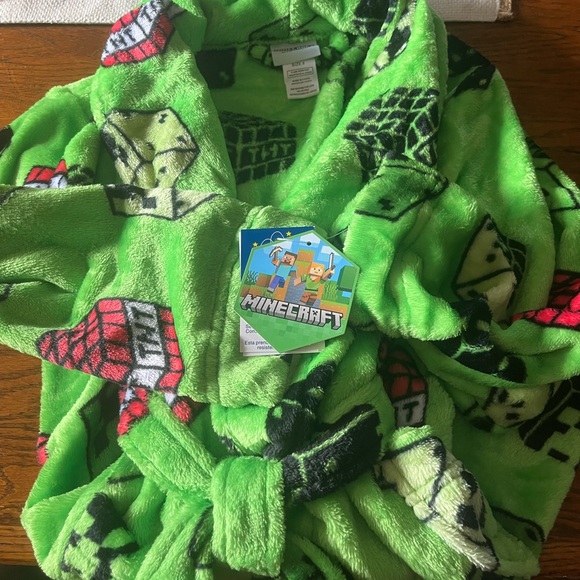 Minecraft Robe Size 10 Minecraft | Pajamas | Minecraft Kids Plush Green Robe | Poshmark